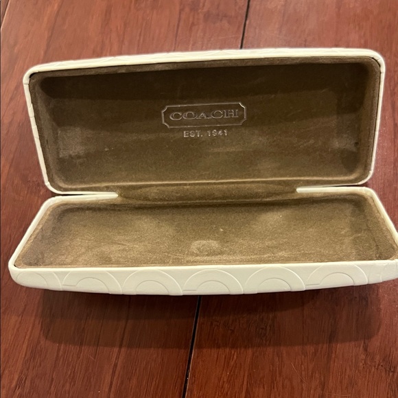 Coach Glasses Case - Picture 3 of 6